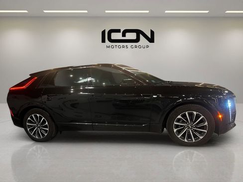 Used 2024 Cadillac Lyriq Sport w/ LPO, Floor Liner Package image 5