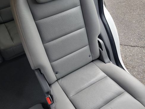 Used 2006 Ford Freestyle SEL image 32