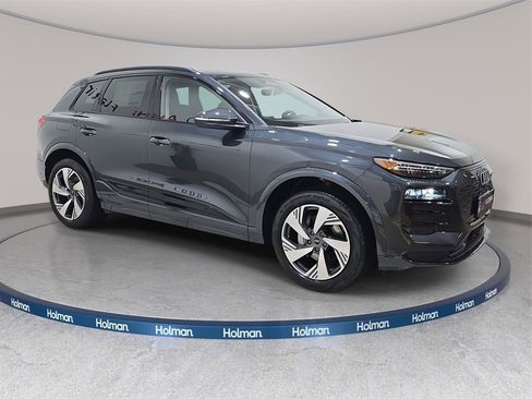 New 2025 Audi Q6 e-tron Premium Plus image 4