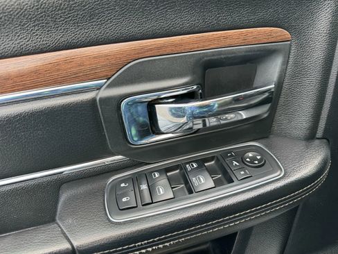 Used 2017 RAM 2500 Laramie w/ Sport Appearance Group image 17