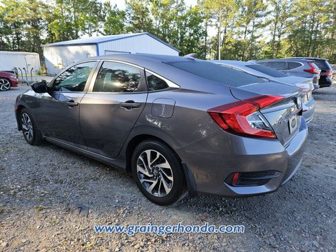Used 2017 Honda Civic EX image 10