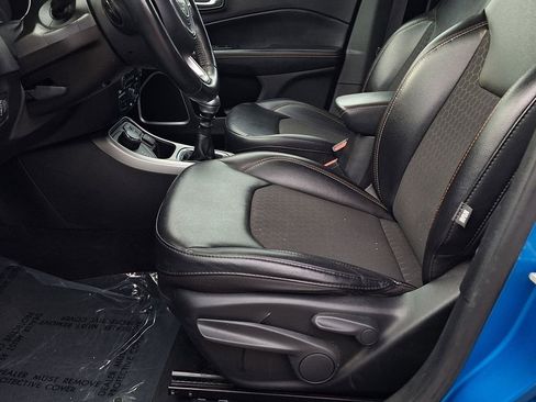 Used 2020 Jeep Compass Latitude image 11