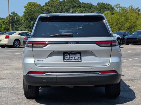 Used 2022 Jeep Grand Cherokee Limited 4xe AWD/4WD image 8