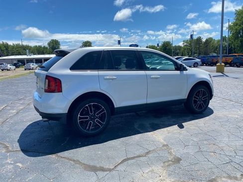 Used 2013 Ford Edge SEL w/ Black-White Styling Pkg FWD image 10