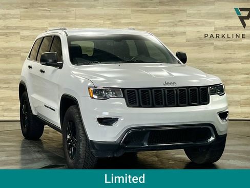 Used 2019 Jeep Grand Cherokee Limited AWD/4WD image 1