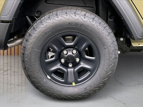 New 2026 Jeep Wrangler Unlimited Sport AWD/4WD image 32