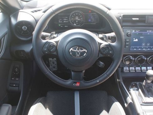 Used 2026 Toyota GR86 Premium w/ GR Aero Kit RWD image 5
