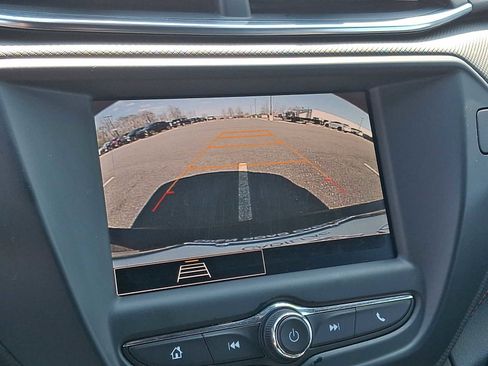 Used 2023 Chevrolet TrailBlazer RS image 18