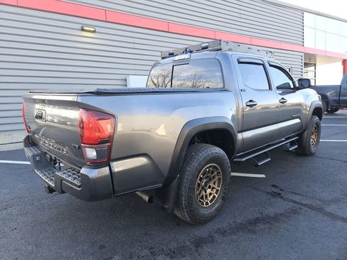 Used 2023 Toyota Tacoma 4x4 Double Cab image 4