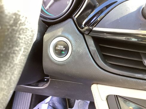Used 2017 Buick Envision Essence FWD image 24