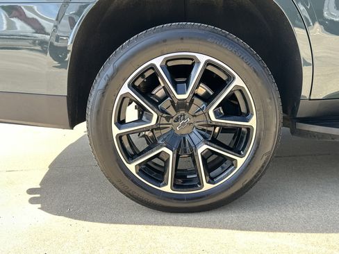 Certified 2025 Chevrolet Tahoe RST w/ Comfort Package AWD/4WD image 18