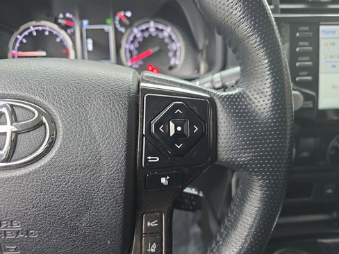 Used 2023 Toyota 4Runner TRD Off-Road Premium image 17