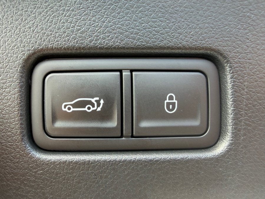 Used 2024 Genesis GV60 RWD image 52