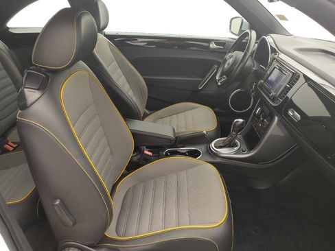 Used 2017 Volkswagen Beetle 1.8T Dune image 21
