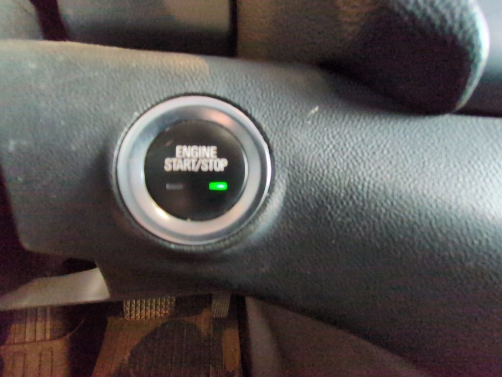 Used 2022 GMC Terrain AT4 w/ Infotainment Package II AWD/4WD image 16