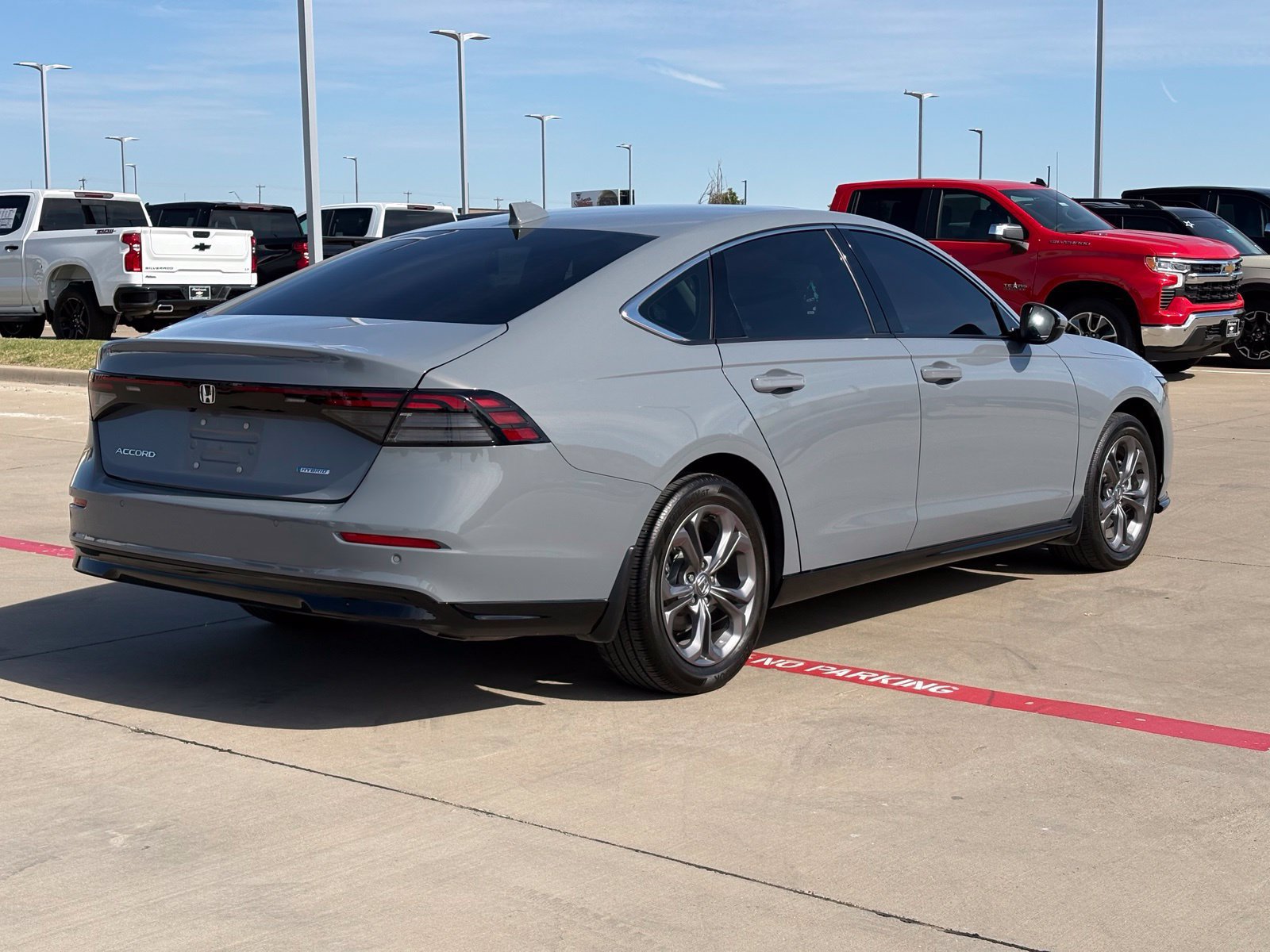Used 2023 Honda Accord EX-L image 7