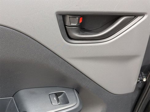 Used 2024 Subaru Crosstrek 2.0i Premium image 27