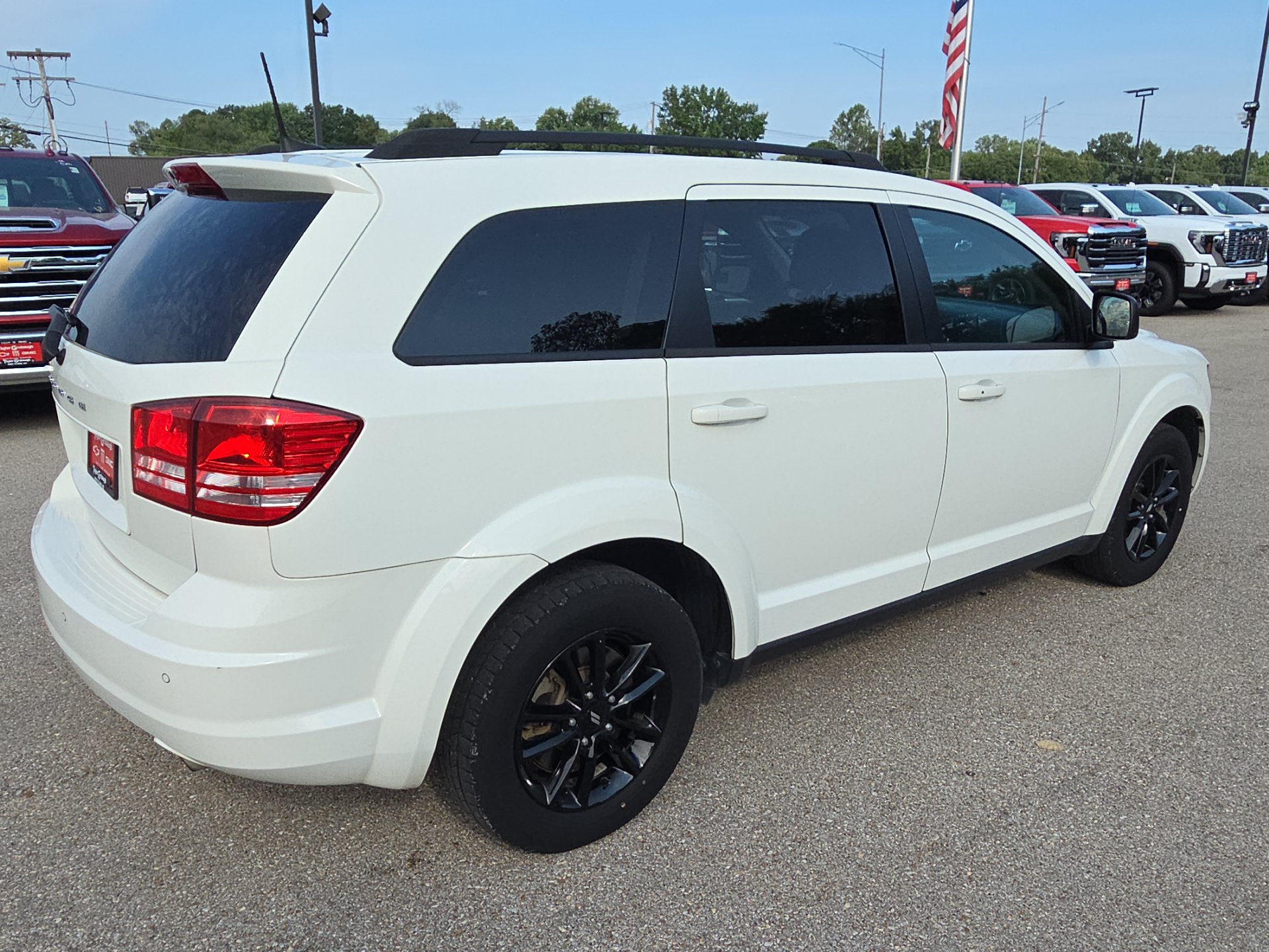 Used 2020 Dodge Journey SE w/ SE Popular Equipment Group FWD image 8