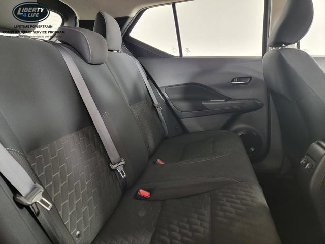 Used 2023 Nissan Kicks SV FWD image 16