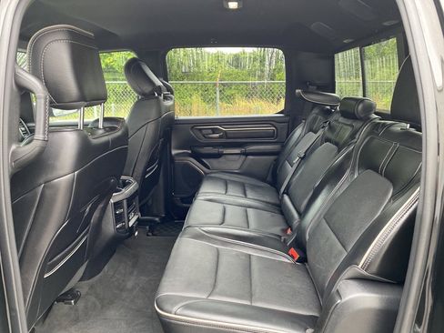 Used 2021 RAM 1500 Limited w/ Body Color Bumper Group image 23