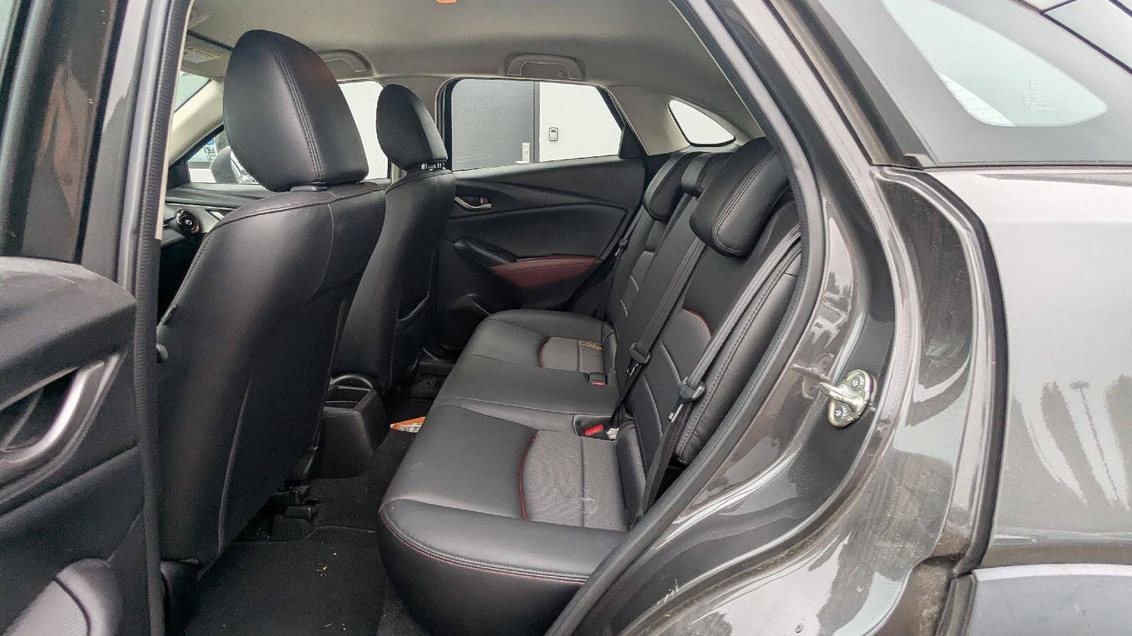 Used 2018 MAZDA CX-3 Touring AWD/4WD image 16