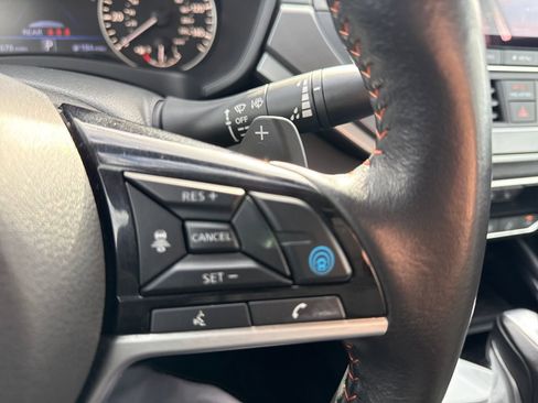 Used 2024 Nissan Altima 2.5 SR image 27