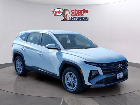 New 2026 Hyundai Tucson SE FWD image 7