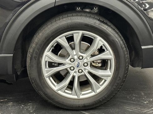 Used 2020 Ford Explorer XLT w/ Equipment Group 202A RWD image 22