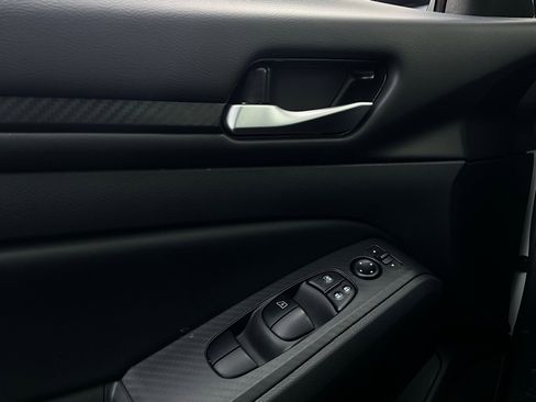 Used 2025 Nissan Altima 2.5 SV image 21