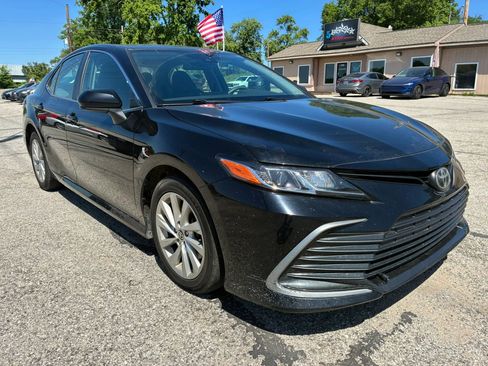 Used 2021 Toyota Camry LE FWD image 1