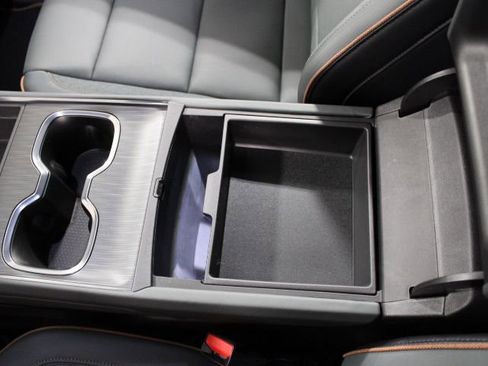 New 2025 GMC Acadia AT4 w/ Super Cruise Package image 14