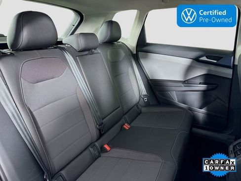 Used 2024 Volkswagen Taos SE image 26