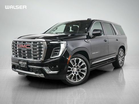 Used 2025 GMC Yukon Denali w/ Denali Reserve Package AWD/4WD image 1