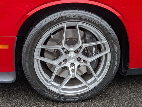 Used 2021 Dodge Challenger SRT Hellcat Redeye image 10