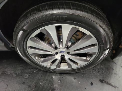 Used 2021 Subaru Ascent Premium w/ Sport Package AWD/4WD image 10