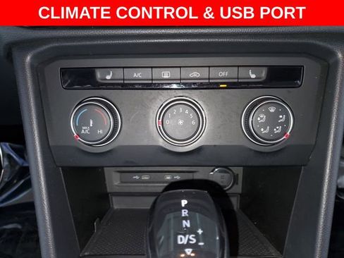 Used 2022 Volkswagen Taos S image 19