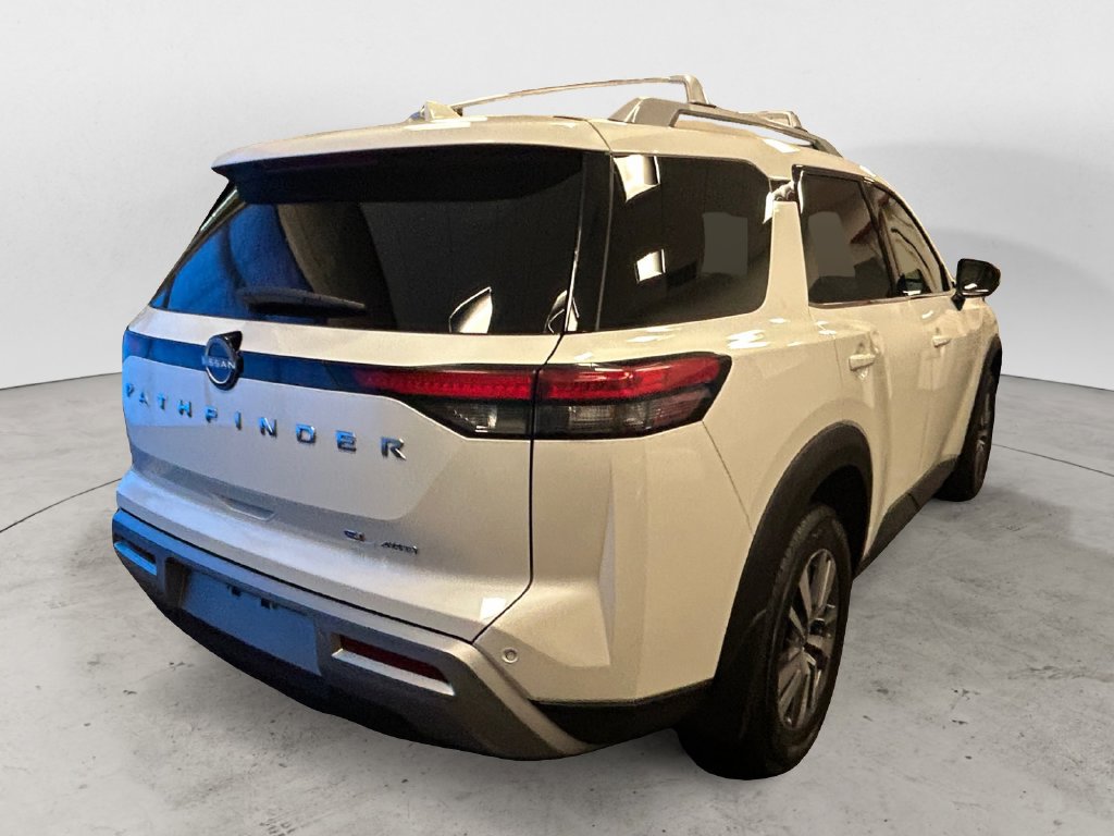 Used 2024 Nissan Pathfinder SL AWD/4WD image 6
