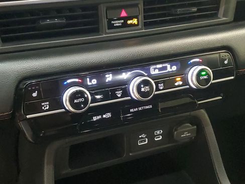 Certified 2023 Honda Pilot Sport image 29