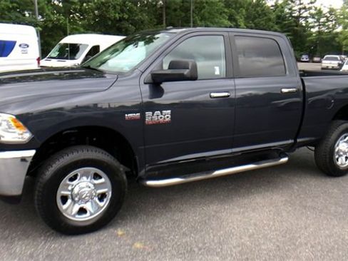 Used 2016 RAM 2500 SLT image 4