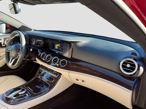 Used 2020 Mercedes-Benz E 450 E 450 image 31