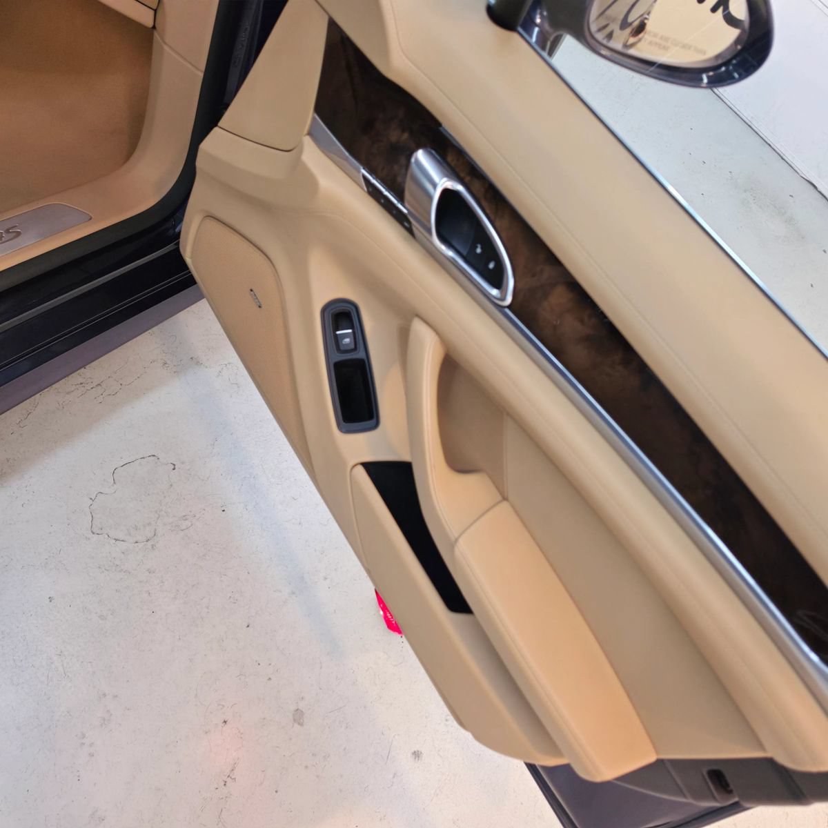 Used 2016 Porsche Panamera 4S AWD/4WD image 24