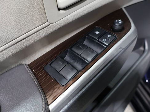 Used 2021 Toyota Sienna LE image 13