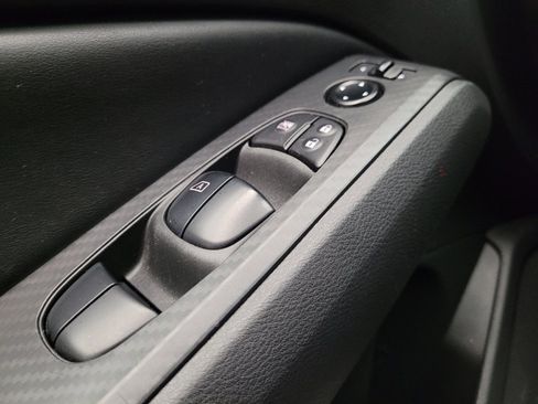 Used 2024 Nissan Altima 2.5 SV FWD image 27