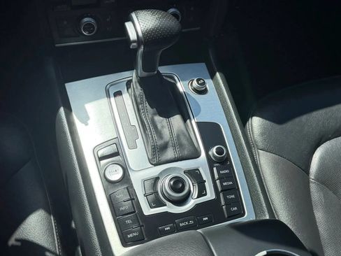 Used 2015 Audi Q7 3.0T S line Prestige w/ 21" S Line Plus Package AWD/4WD image 19