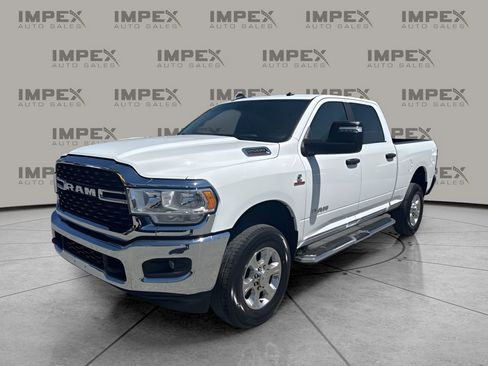 Used 2023 RAM 2500 Big Horn w/ Level 1 Equipment Group AWD/4WD image 1