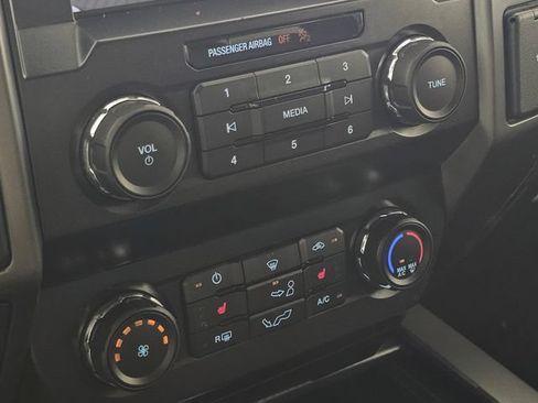 Used 2020 Ford F150 XLT w/ Equipment Group 302A Luxury AWD/4WD image 27