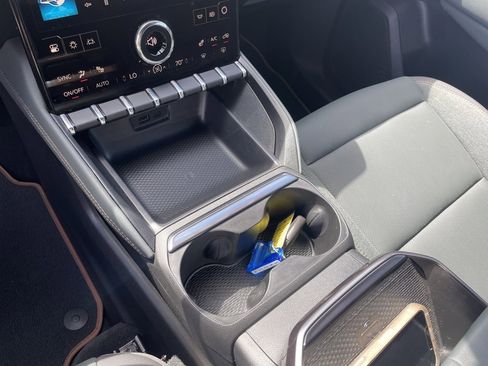 Used 2026 GMC Terrain AT4 w/ Technology Package II image 17