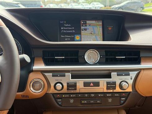 Used 2017 Lexus ES 350 FWD image 10