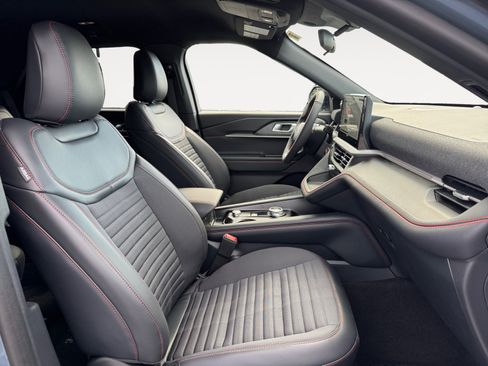 New 2026 Ford Explorer ST-Line AWD/4WD image 18