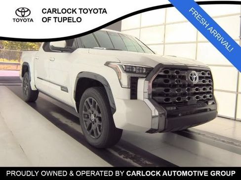 Used 2024 Toyota Tundra Platinum AWD/4WD image 3